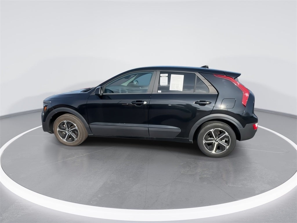 2024 Kia Niro LX