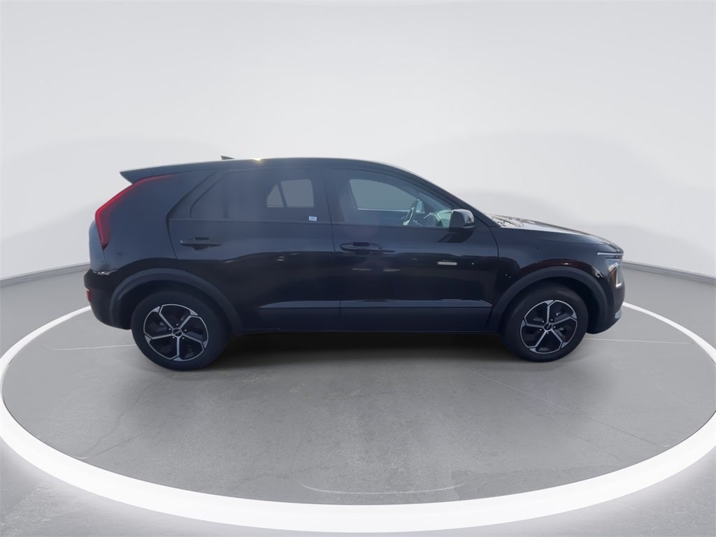 2024 Kia Niro LX