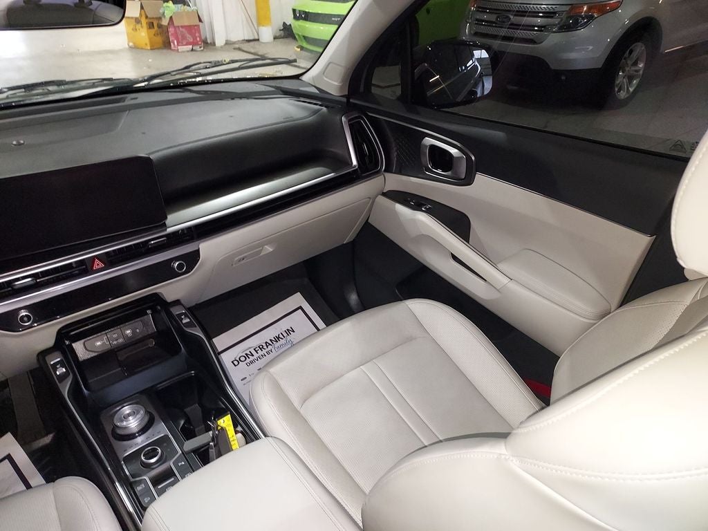 2025 Kia Sorento Hybrid EX