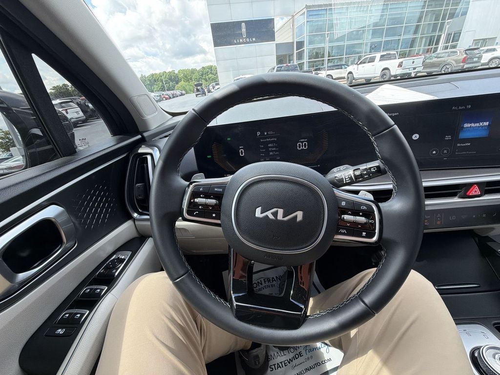 2025 Kia Sorento Hybrid EX