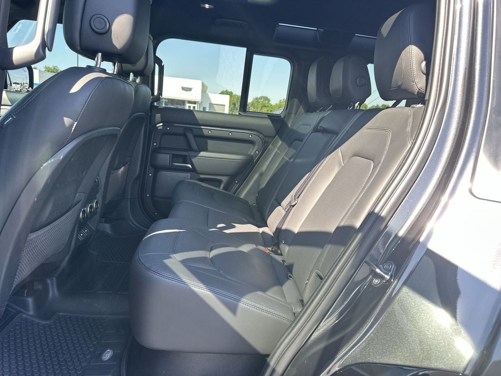 2023 Land Rover Defender 110 Base