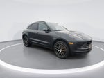 2022 Porsche Macan Base