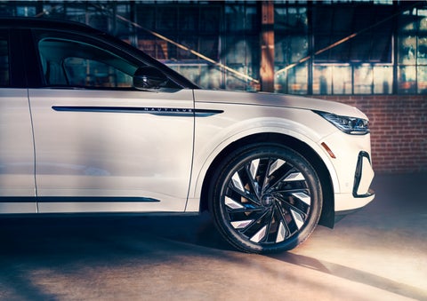 The wheels of the available Jet Appearance Package are highlighted. | Don Franklin Lincoln in London KY