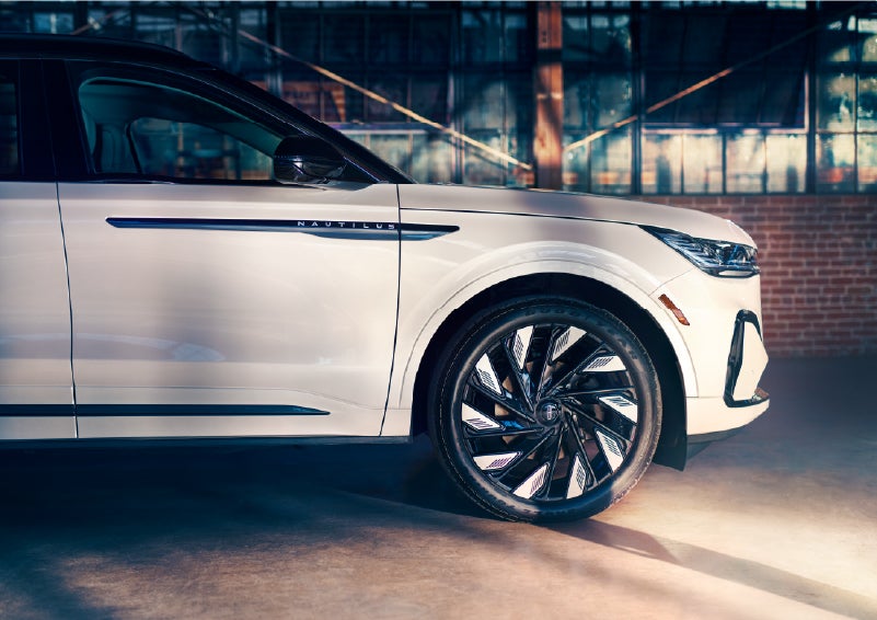 The wheels of the available Jet Appearance Package are highlighted. | Don Franklin Lincoln in London KY