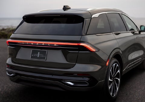 The rear of a 2026 Lincoln Black Label™ Nautilus® SUV displays full LED rear lighting. | Don Franklin Lincoln in London KY