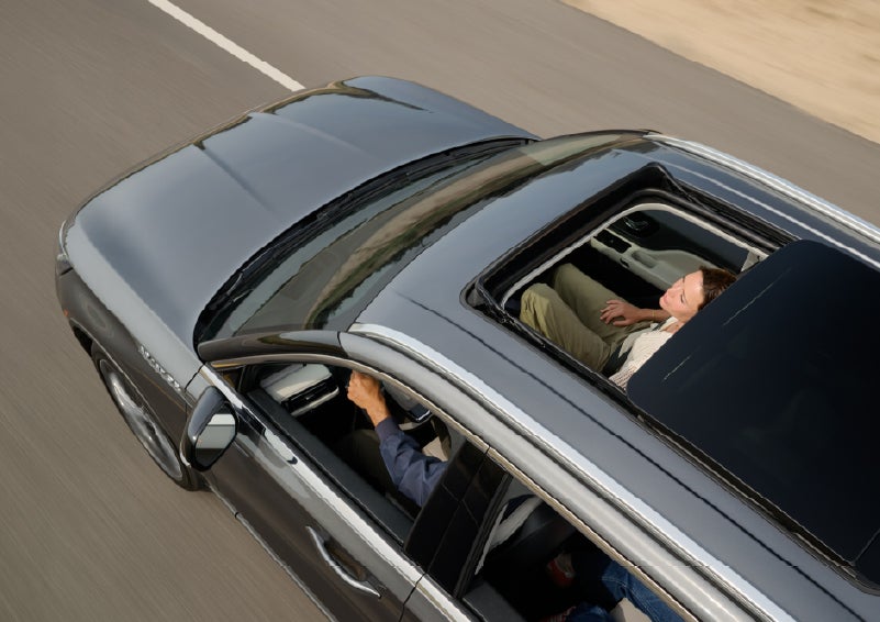 The available panoramic Vista Roof® of a 2027 Lincoln Aviator® SUV is open. | Don Franklin Lincoln in London KY