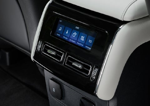 The second row touch screen displays audio and temperature control settings. | Don Franklin Lincoln in London KY