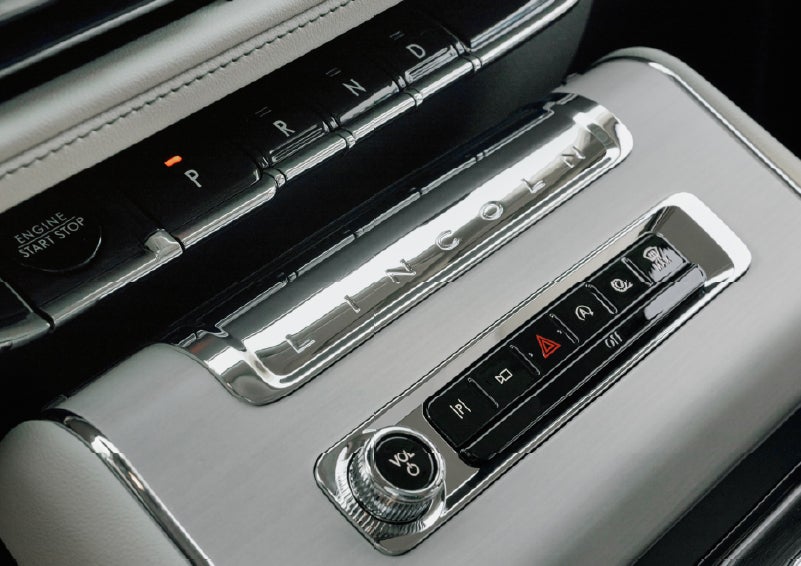 The piano key gear selector of a 2027 Lincoln Aviator® Back Label™ SUV. | Don Franklin Lincoln in London KY